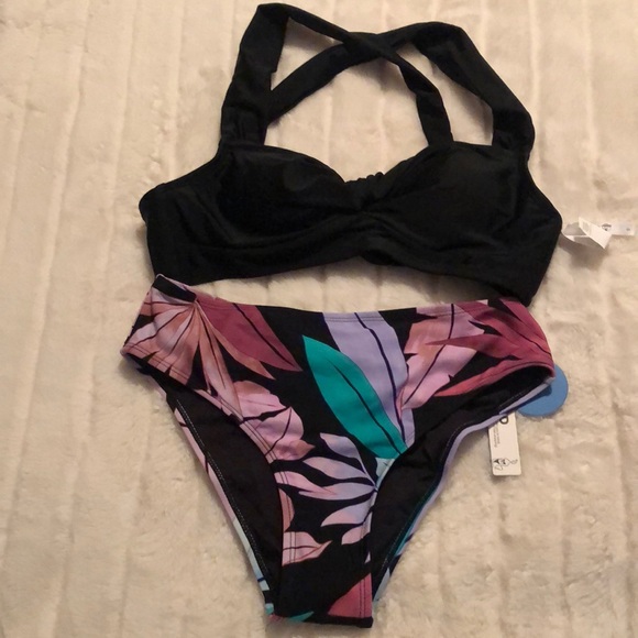 NWT Cupshe Tropical Leaf Twist Front Midkini - Picture 2 of 4